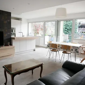 Appartement Superbe En Centre Avec Terrasse, Thonon-les-Bains